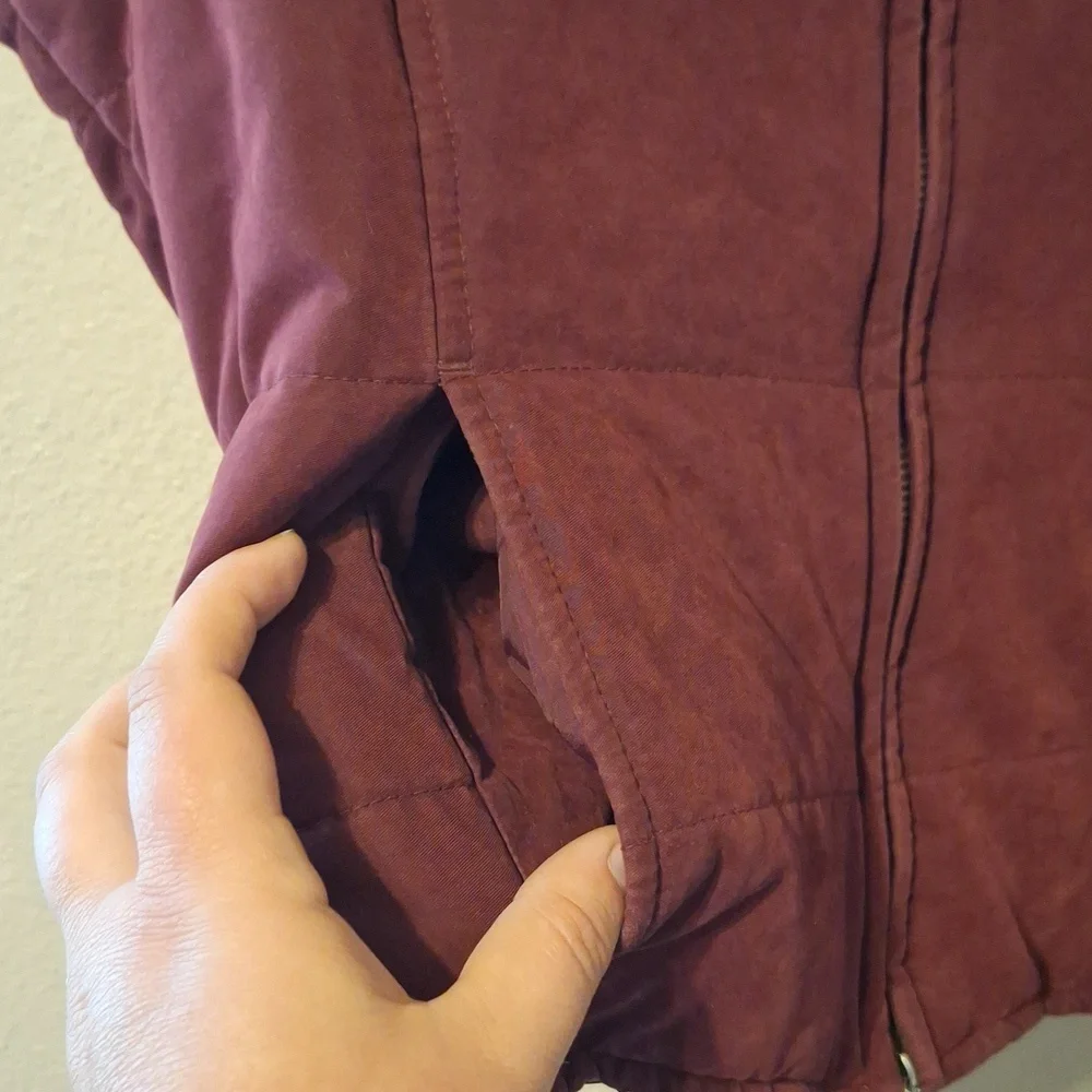 Vest - Picture 3 of 3